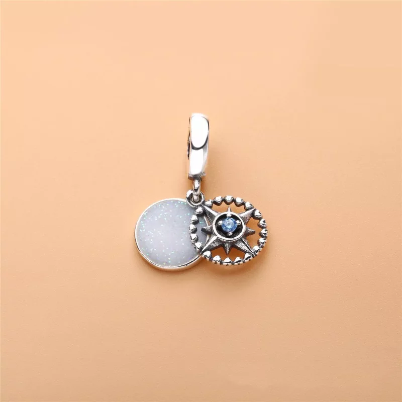 (imagen para) Charm colgante en plata de ley Rosa de los Vientos - PANDORA - Ver 3