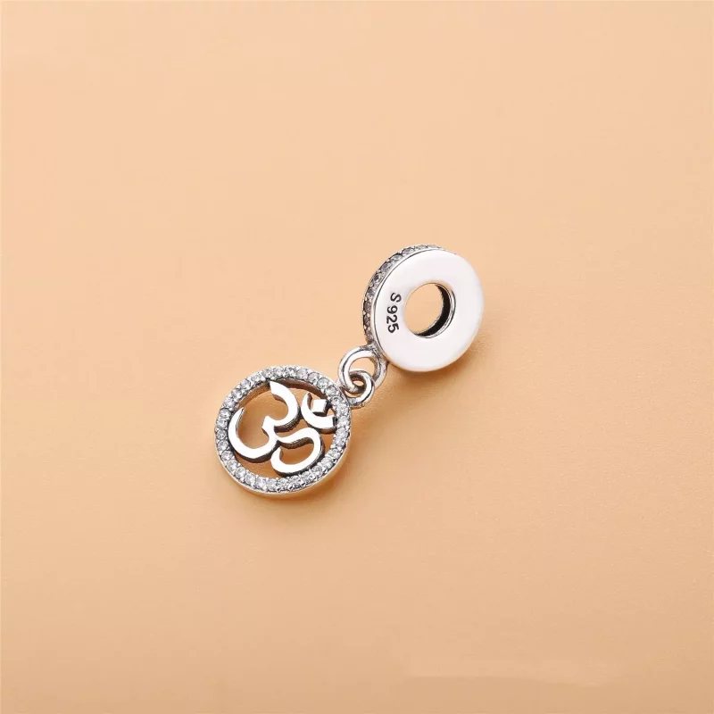 (imagen para) Charm colgante en plata de ley S&iacute;mbolo OM PANDORA - Ver 3