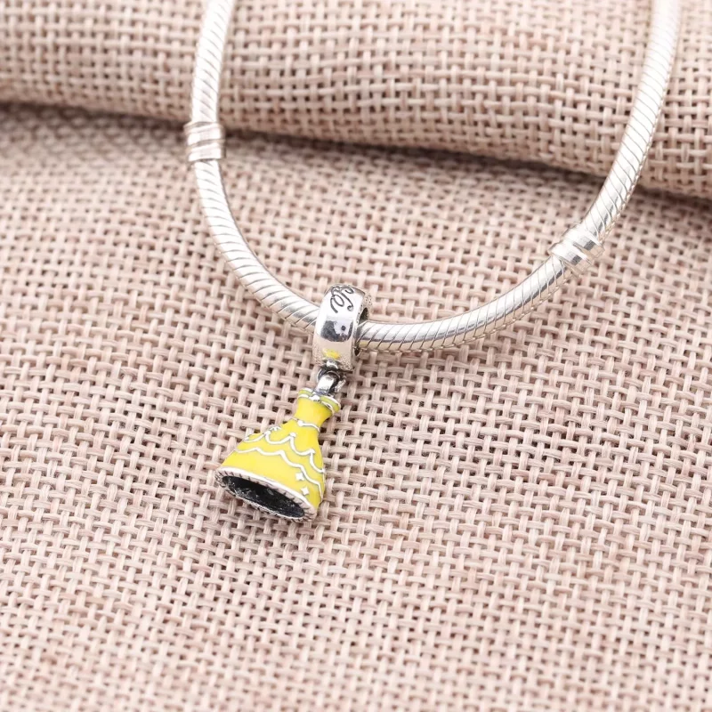 (imagen para) Charm colgante en plata de ley Vestido de Bella - PANDORA - Ver 2