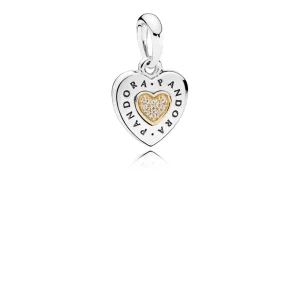(imagen para) Charm colgante en plata de ley y oro Coraz&oacute;n Logo PANDORA