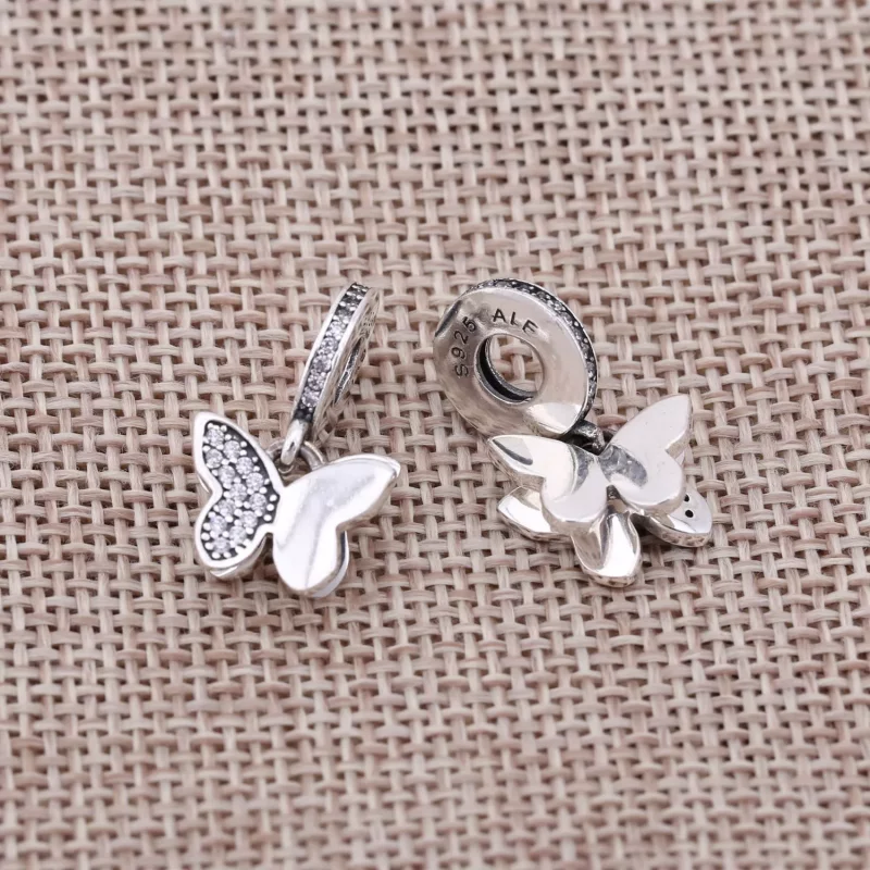 (imagen para) Charm colgante Mariposas que agitan PANDORA - Ver 3