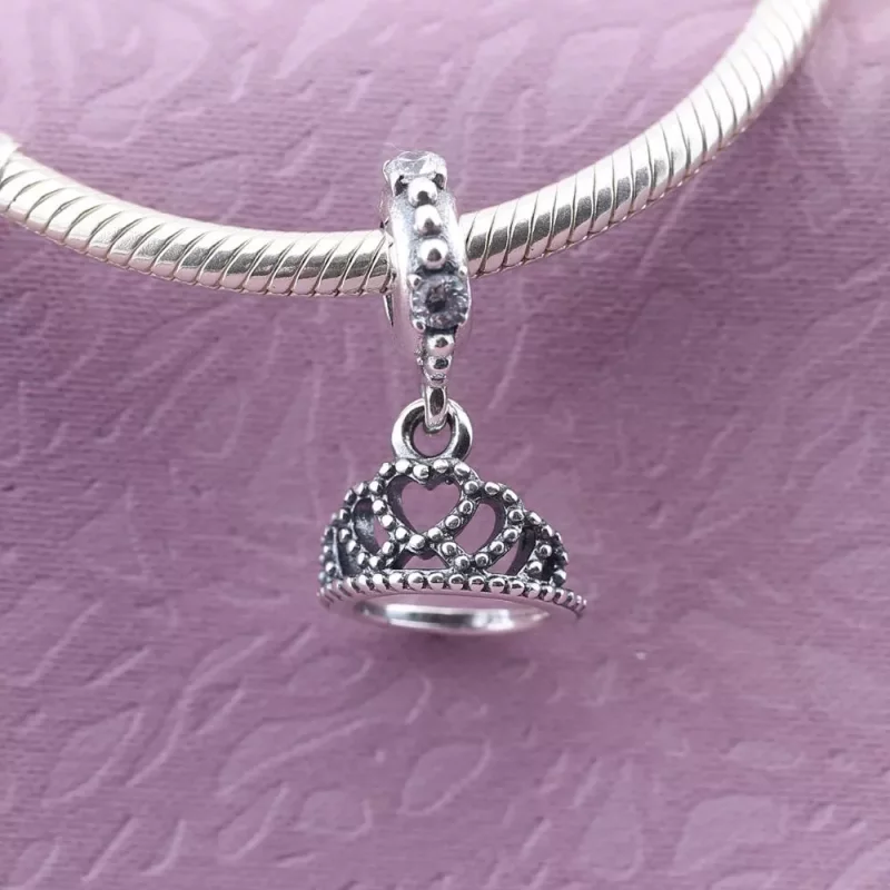 (imagen para) Charm colgante Tiara de Corazones - PANDORA - Ver 2