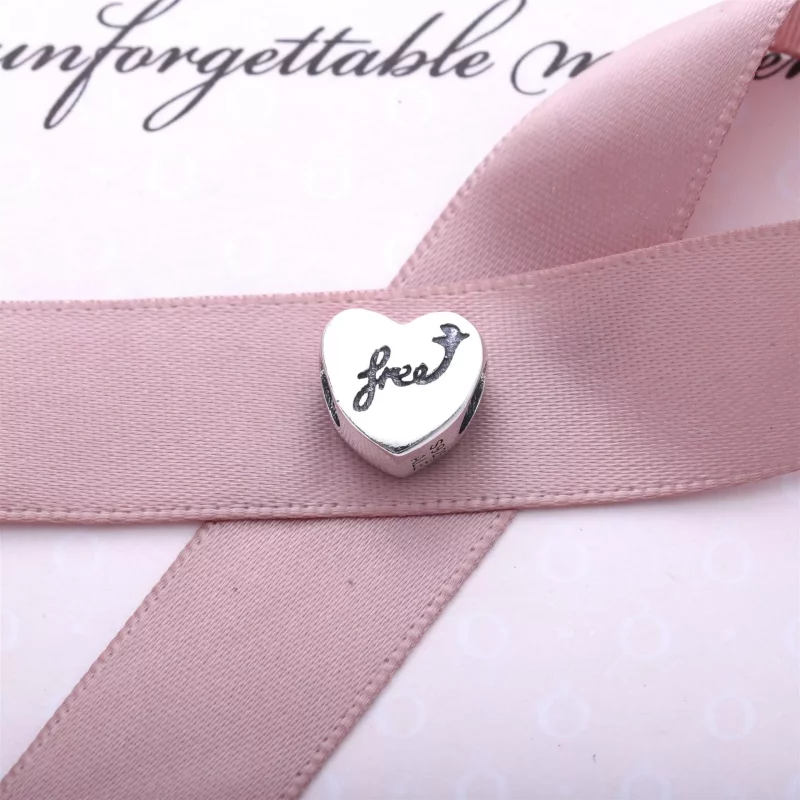 (imagen para) Charm Coraz&oacute;n de libertad PANDORA - Ver 3