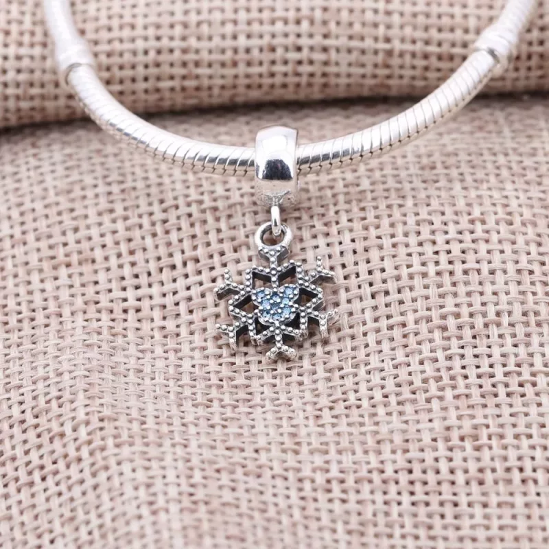 (imagen para) Charm Disney, el copo de nieve espumoso de Mickey PANDORA - Ver 2