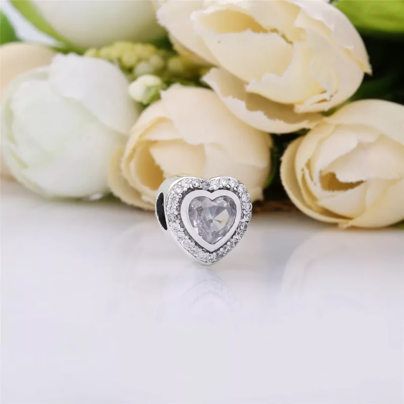 (imagen para) Charm en plata de ley Amor Brillante - PANDORA - Ver 2