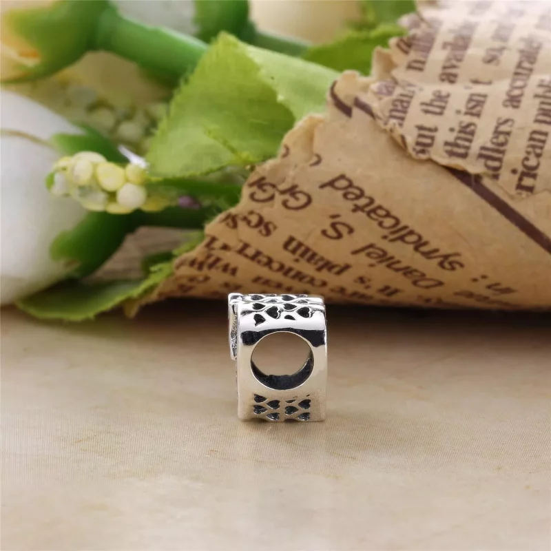 (imagen para) Charm en plata de ley Amor Verdadero Mickey & Minnie - PANDORA - Ver 4