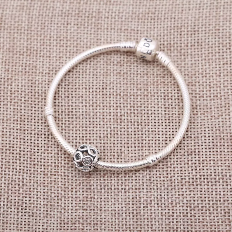(imagen para) Charm en plata de ley Brillo Infinito - PANDORA - Ver 2