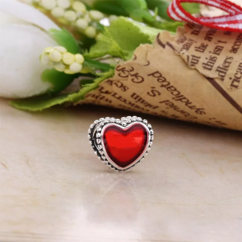 (imagen para) Charm en plata de ley Coraz&oacute;n rojo PANDORA - Ver 2