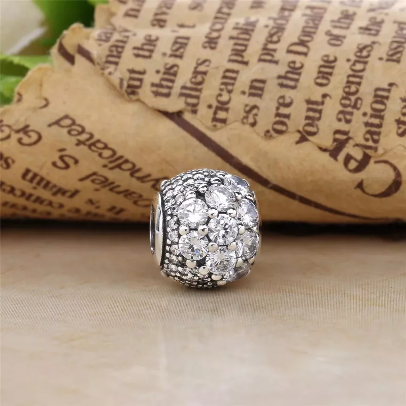(imagen para) Charm en plata de ley Encanto en pav&eacute; - PANDORA - Ver 3