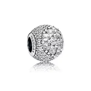 (imagen para) Charm en plata de ley Encanto en pav&eacute; - PANDORA