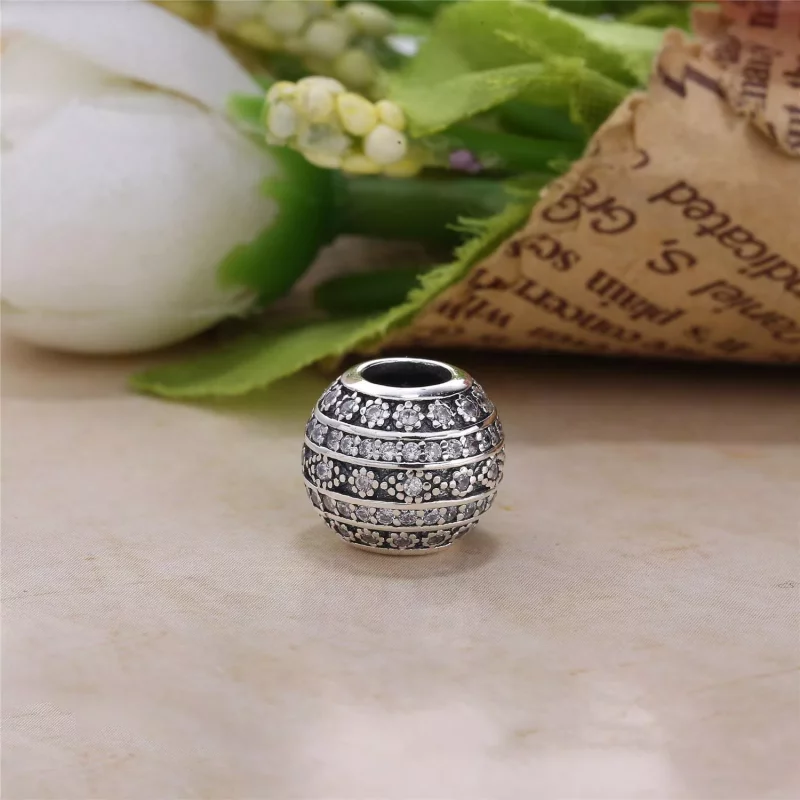 (imagen para) Charm en plata de ley Formas Brillantes - PANDORA - Ver 3