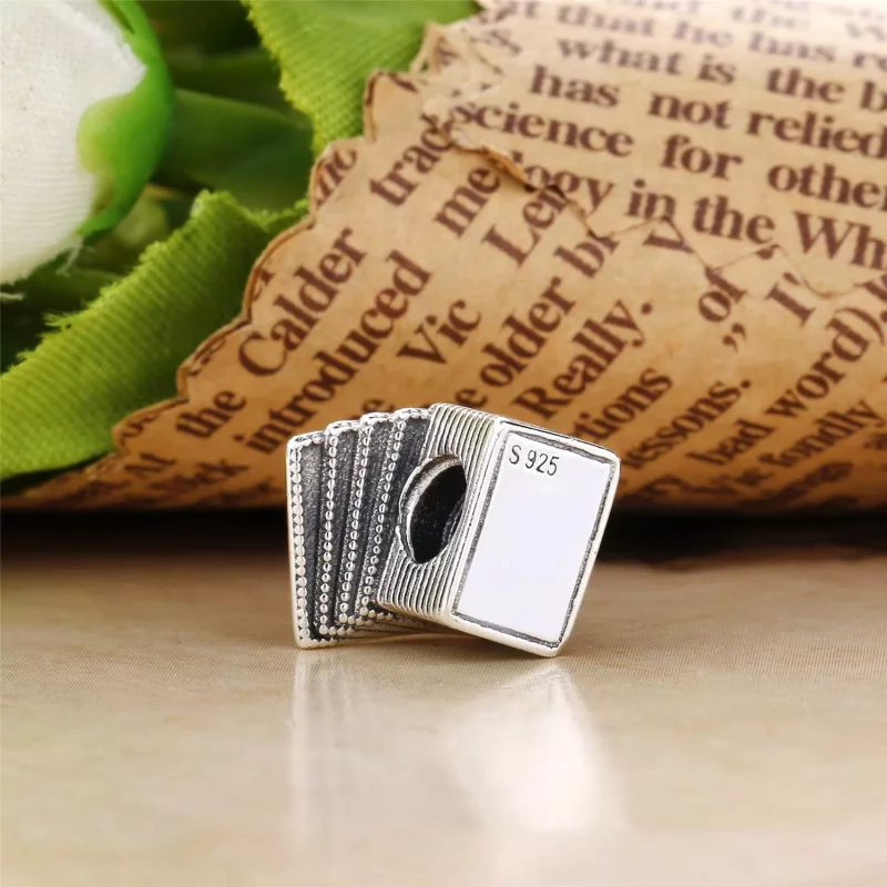 (imagen para) Charm en plata de ley Jugando a las cartas PANDORA - Ver 3