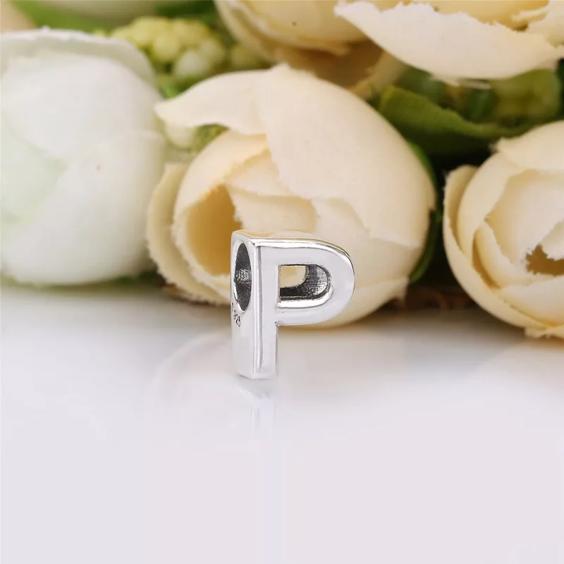 (imagen para) Charm en plata de ley Letra P - PANDORA - Ver 2