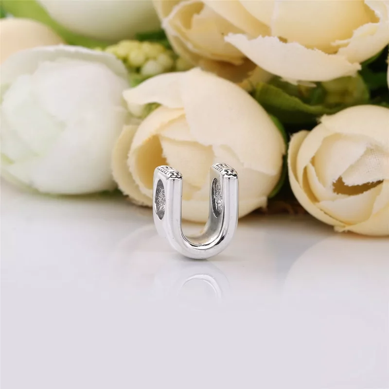 (imagen para) Charm en plata de ley Letra U - PANDORA - Ver 2
