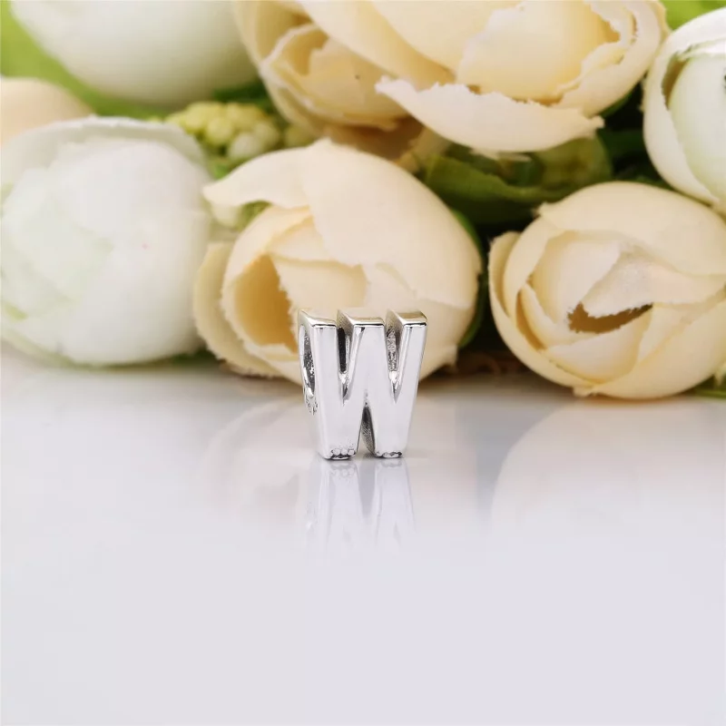 (imagen para) Charm en plata de ley Letra W - PANDORA - Ver 2