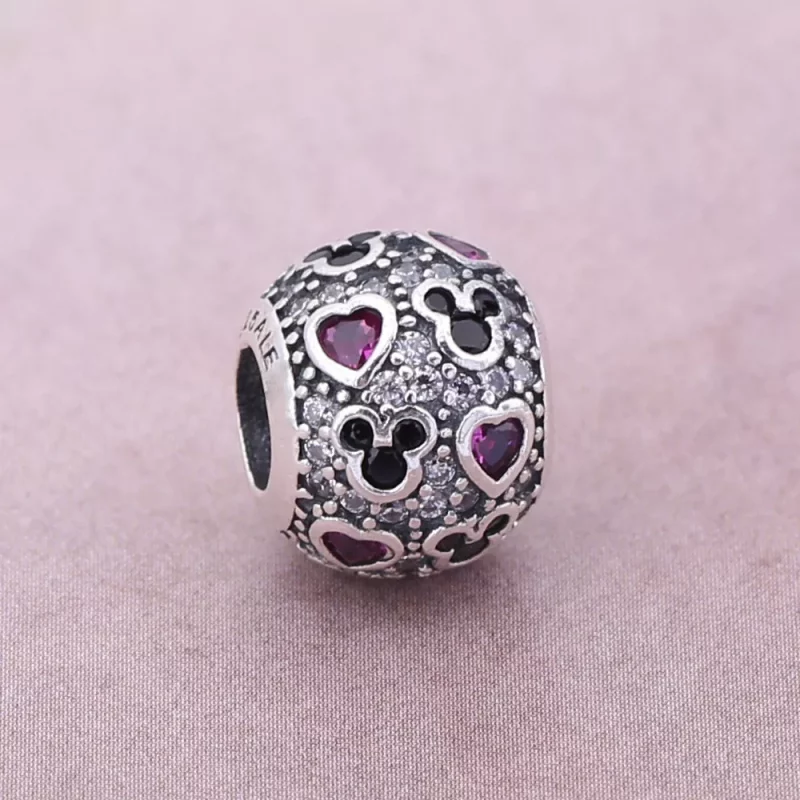 (imagen para) Charm en plata de ley Mickey & Corazones Brillantes - PANDORA - Ver 2