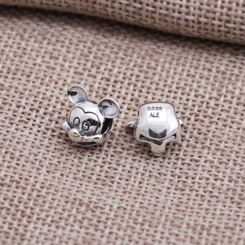 (imagen para) Charm en plata de ley Retrato Mickey - PANDORA - Ver 3