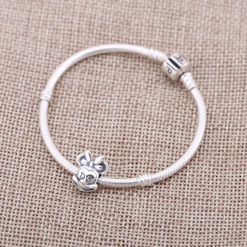 (imagen para) Charm en plata de ley Retrato Minnie - PANDORA - Ver 2