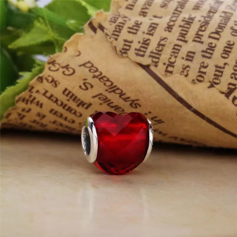 (imagen para) Charm en plata de ley S&iacute;mbolo de Amor - PANDORA - Ver 3