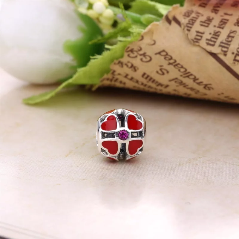 (imagen para) Charm en plata de ley Tr&eacute;bol rojo PANDORA - Ver 2