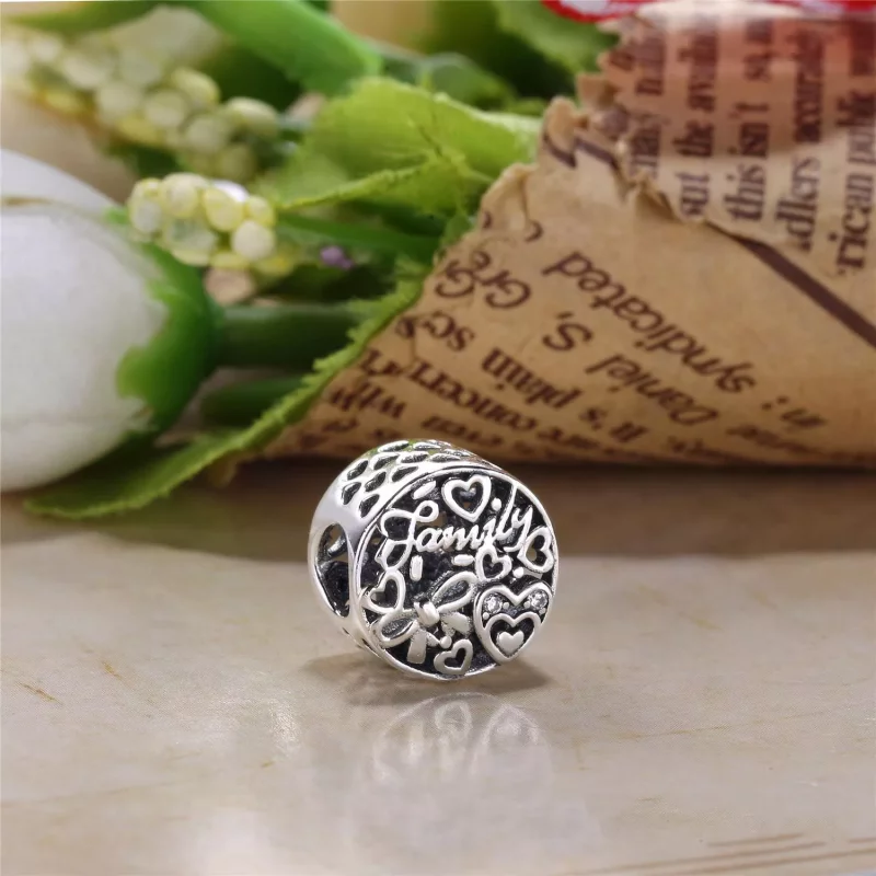 (imagen para) Charm en plata de ley y oro Tributo a la Familia - PANDORA - Ver 2