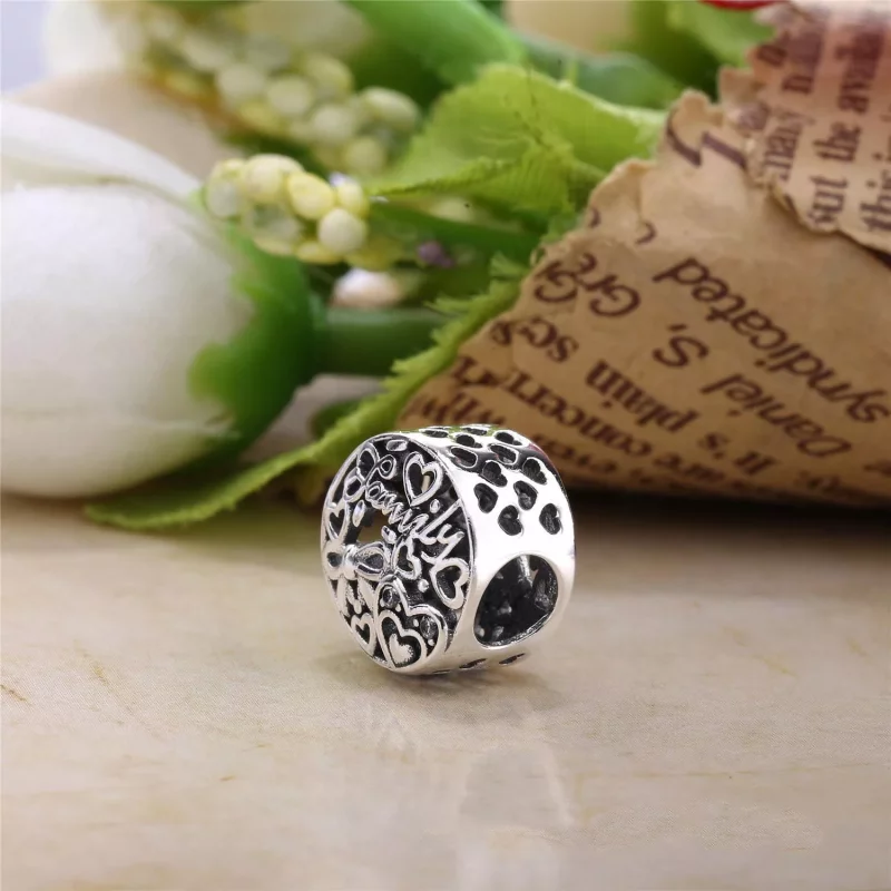 (imagen para) Charm en plata de ley y oro Tributo a la Familia - PANDORA - Ver 4