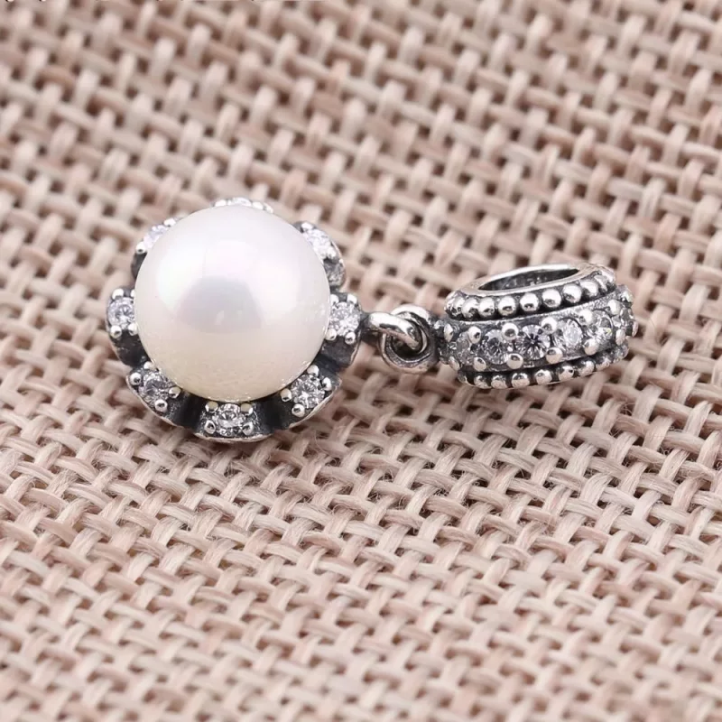 (imagen para) Charm gracia eterna - PANDORA - Ver 2