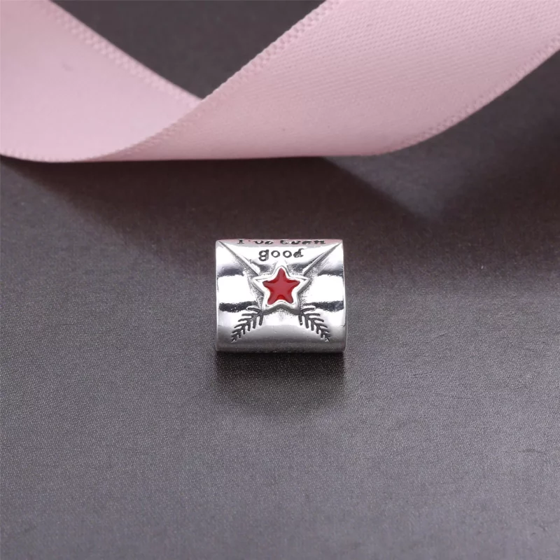 (imagen para) Charm Letra De Santa, Esmalte Rojo PANDORA - Ver 2