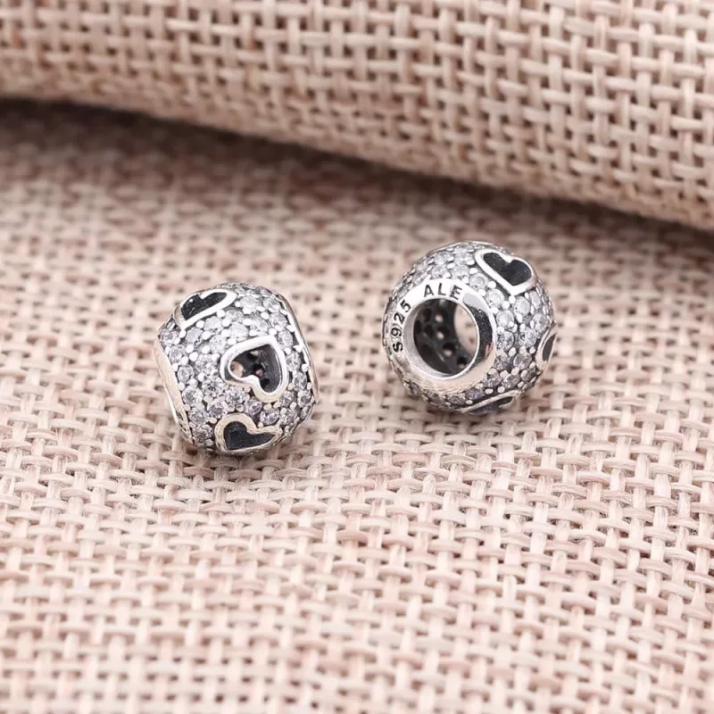 (imagen para) Charm Multi-corazones - PANDORA - Ver 2