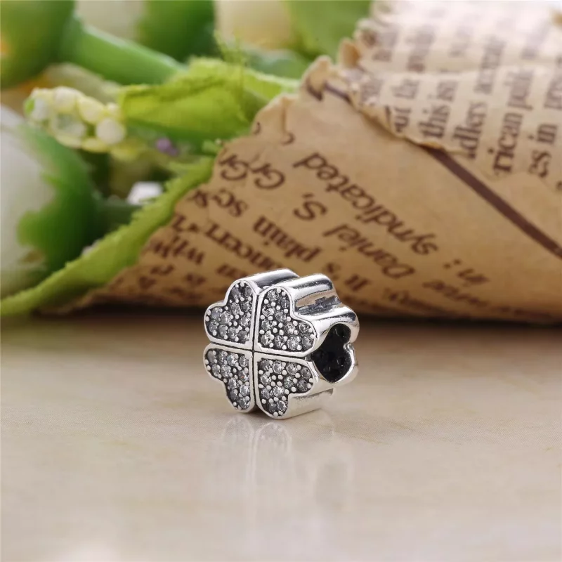 (imagen para) Charm en plata de ley Tr&eacute;bol PANDORA - Ver 3