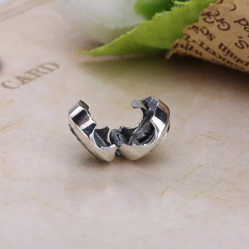 (imagen para) Clip en plata de ley y oro Logo PANDORA - Ver 3
