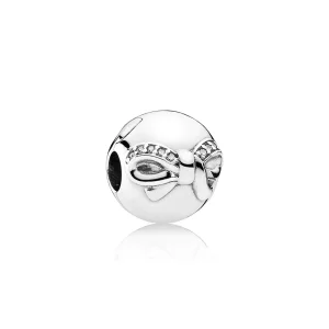 (imagen para) Dainty Bow Charm - PANDORA