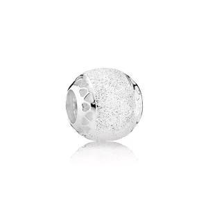 (imagen para) Glittering Hearts of PANDORA Charm