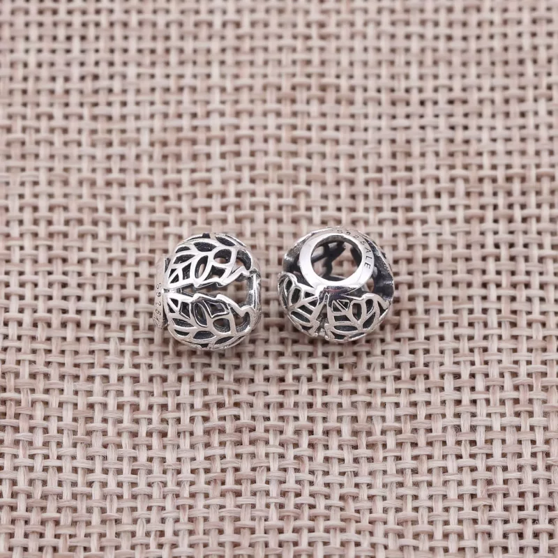 (imagen para) Charm calado Hojas - PANDORA - Ver 2
