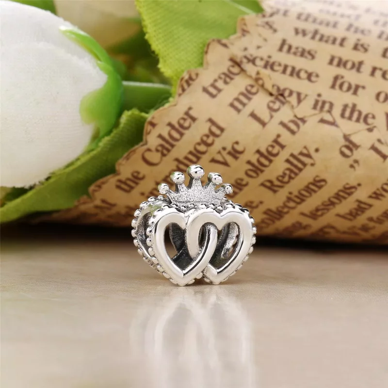 (imagen para) Charm en plata de ley Corazones Reales Unidos - PANDORA - Ver 2