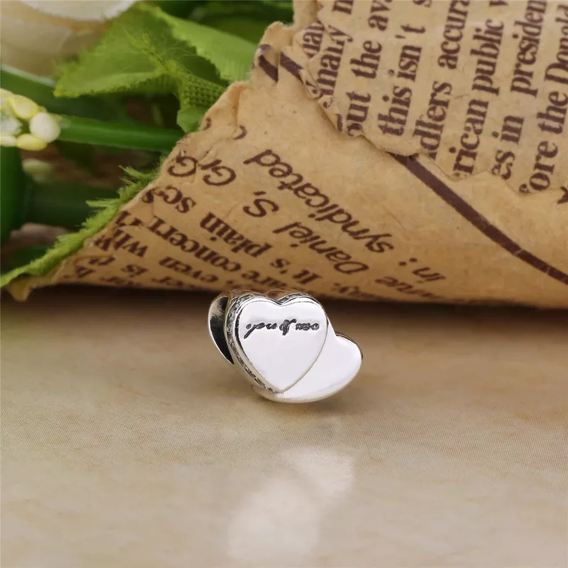 (imagen para) Charm en plata de ley Dos Corazones - PANDORA - Ver 4