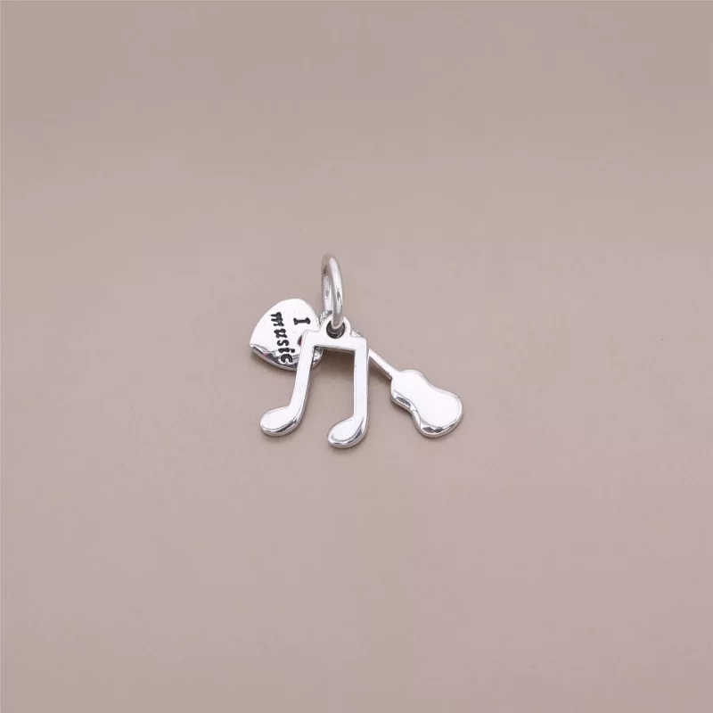 (imagen para) Charm Amo el esmalte rojo de la m&uacute;sica PANDORA - Ver 2