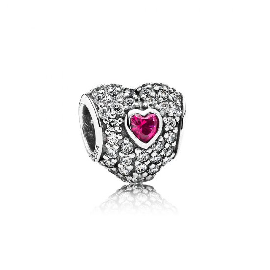 Charm Pavé Rojo Triple Corazón - PANDORA - Haga click en la imagen para cerrar