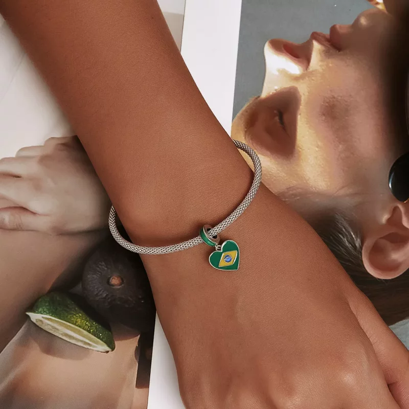 (imagen para) Estilo Pandora Bandera de Brasil con Corazón de Amor Colgante - SCC2084 - Ver 6