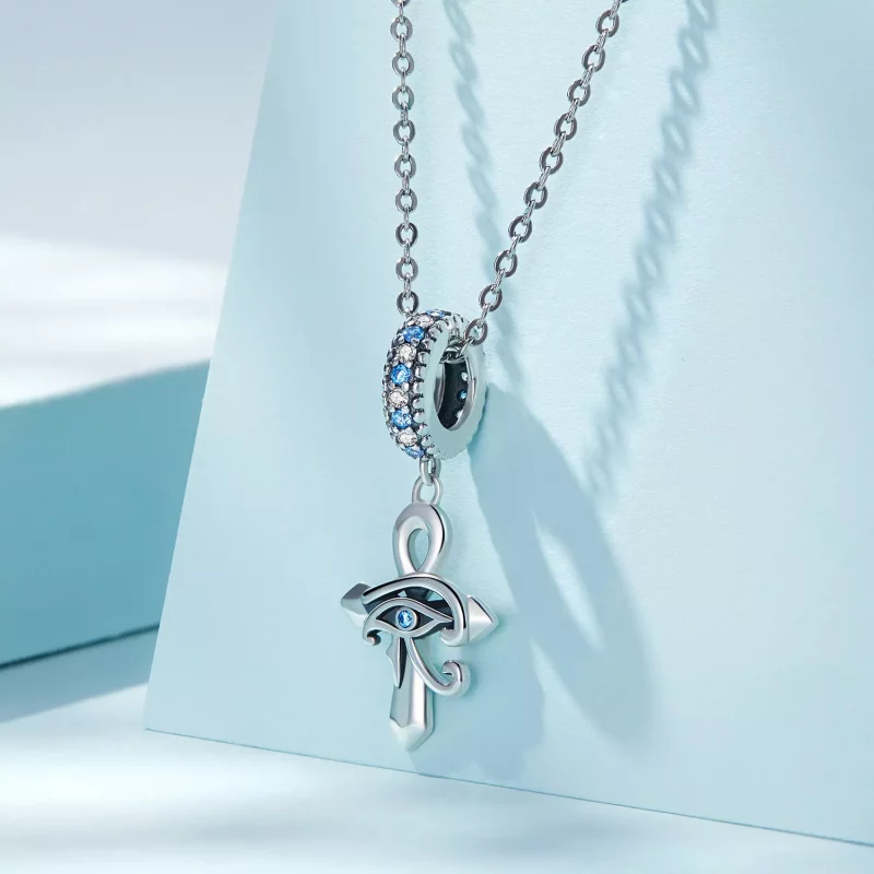 (imagen para) Estilo Pandora Ojo de Horus colgante en cruz - SCC2371 - Ver 2