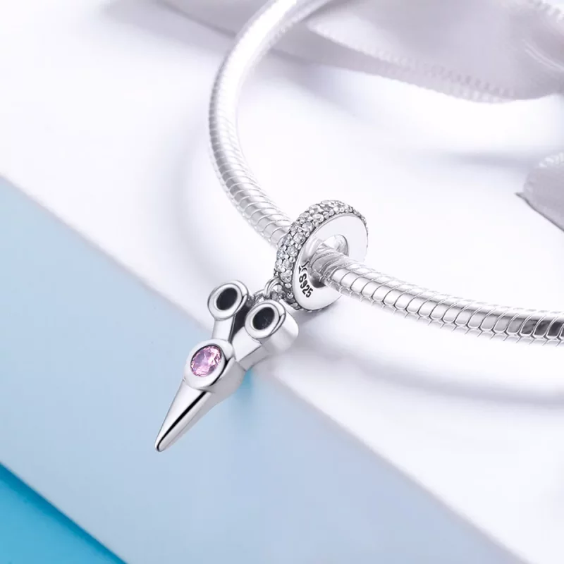 (imagen para) Pendiente de plata con estilo Pandora en forma de pequeñas tijeras de peluquero - Ver 4