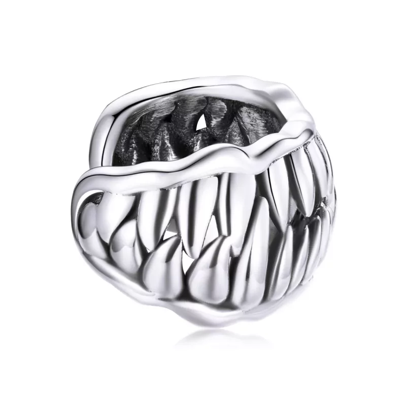 (imagen para) Clip de oreja estilo Pandora con diente de bestia - SCE1203
