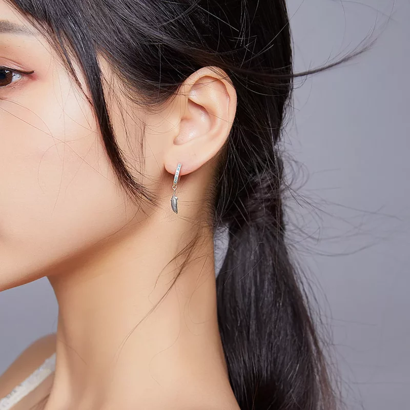 (imagen para) Aretes colgantes de pluma plateada estilo Pandora - SCE898 - Ver 8