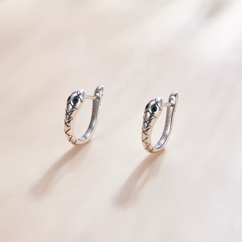(imagen para) Aretes de argolla de serpiente de dibujos animados plateados al estilo de Pandor - Ver 2