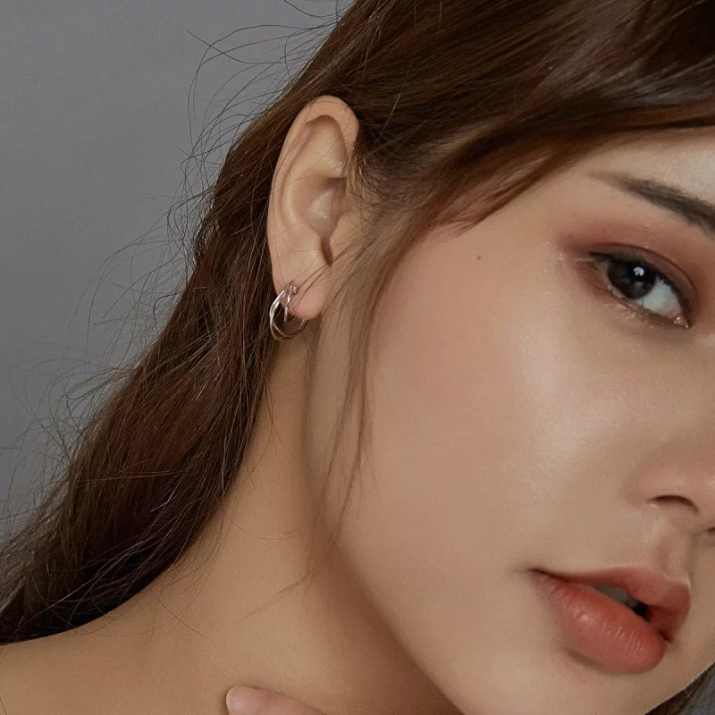 (imagen para) Aretes de argolla estilo Pandora de plata con líneas entrelazadas - BSE443 - Ver 6