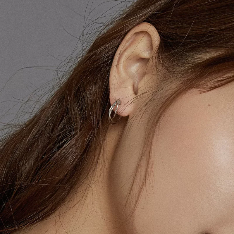 (imagen para) Aretes de argolla estilo Pandora de plata con líneas entrelazadas - BSE443 - Ver 8