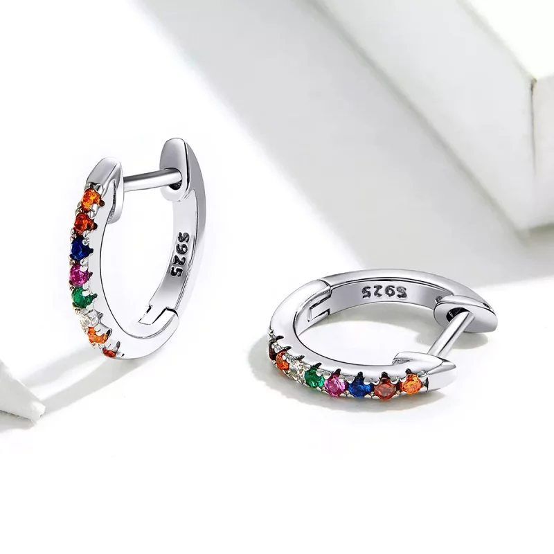 (imagen para) Aretes de argolla estilo Pandora en color plata con circonias coloridas - SCE721 - Ver 5