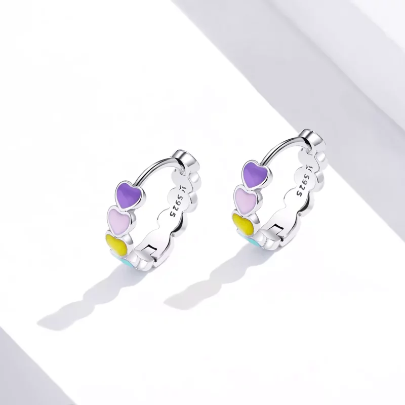 (imagen para) Aretes de argollas estilo Pandora con corazones arcoíris de plata - SCE909 - Ver 2