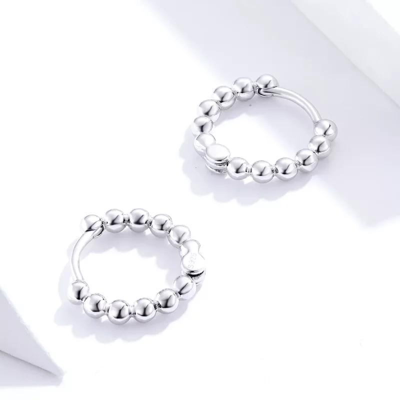 (imagen para) Aretes de aro pequeño plateados con estilo Pandora - SCE807-A - Ver 3