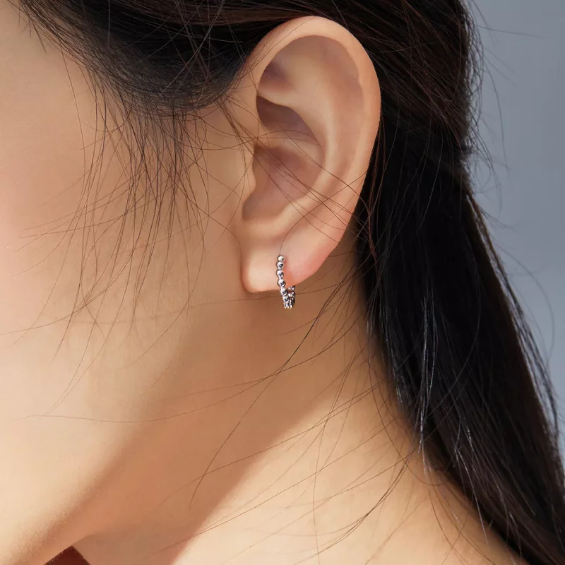 (imagen para) Aretes de aro pequeño plateados con estilo Pandora - SCE807-A - Ver 7